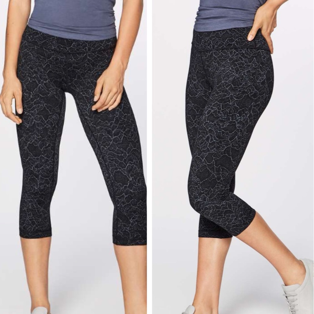 Lululemon Align Crop *19" Lacescape Dark Cast Black & white. 4